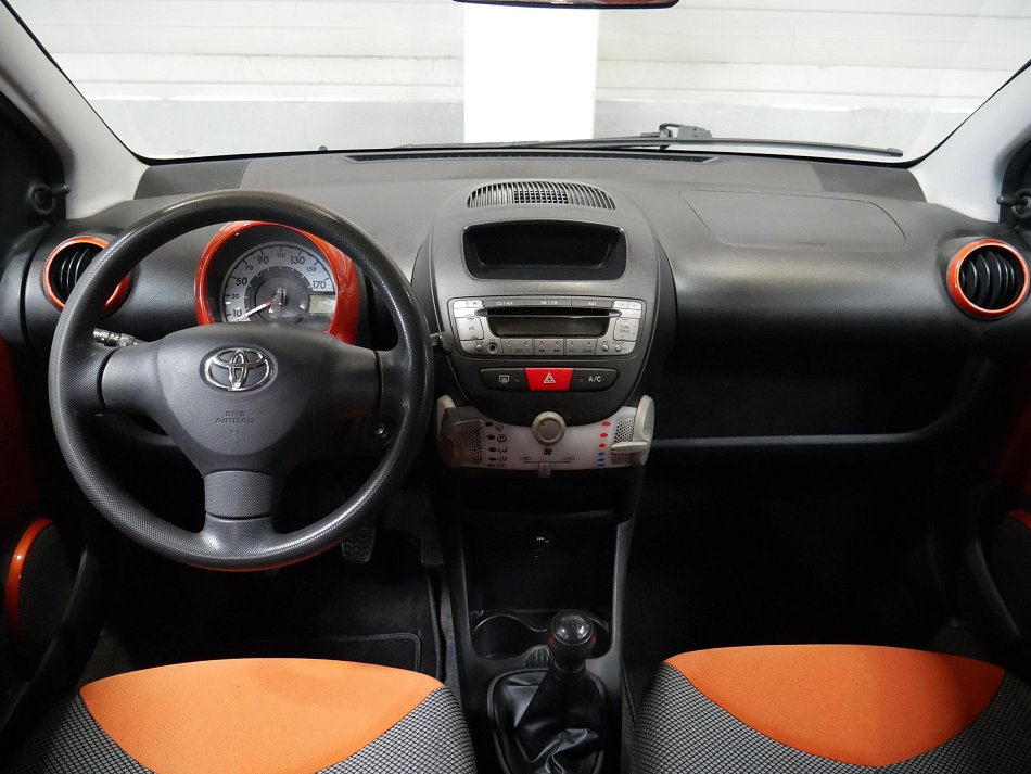 Toyota Aygo 1.0i 