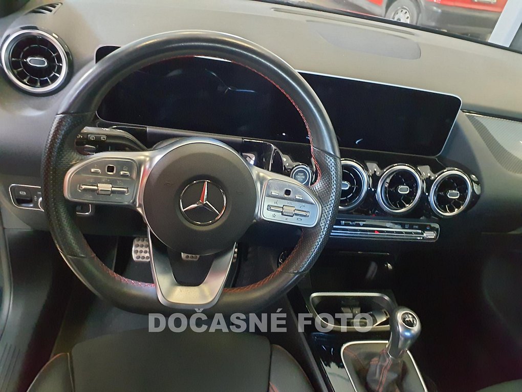 Mercedes-Benz Třída B 1.3i  B 180