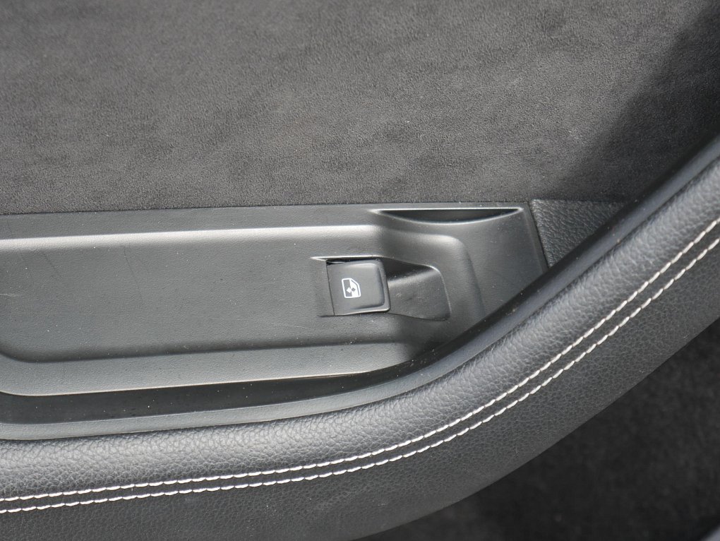 Škoda Superb III 2.0TDi SportLine