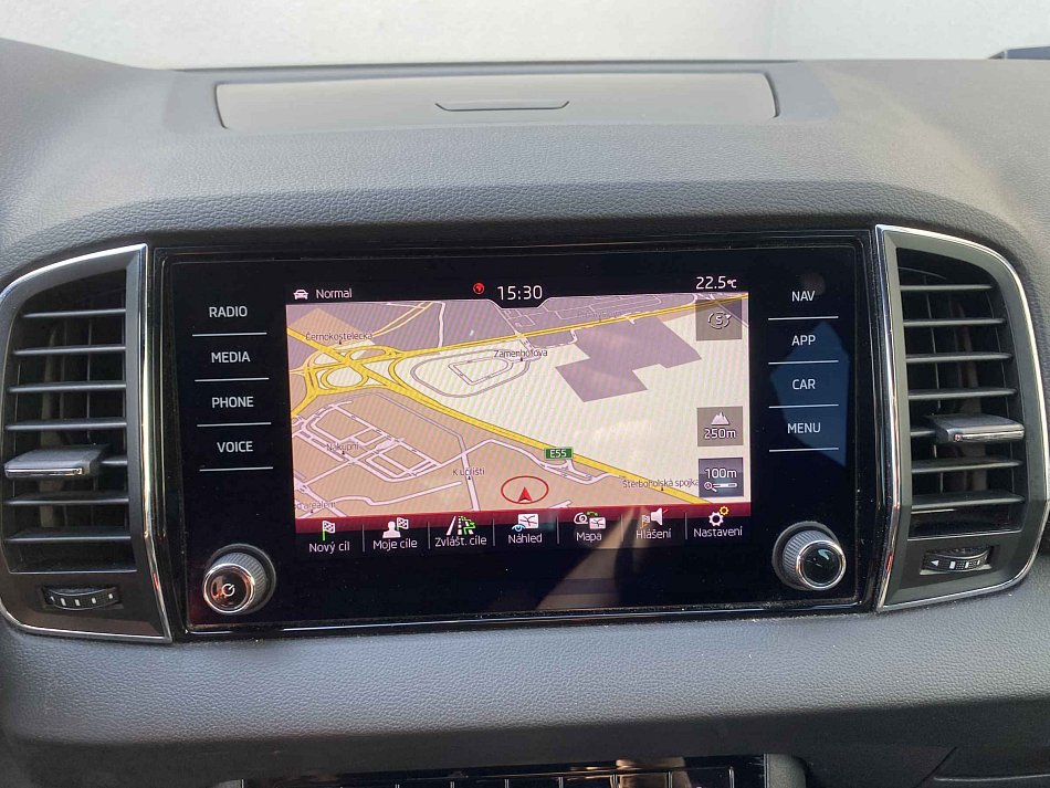Škoda Karoq 1.5 TSi SportLine