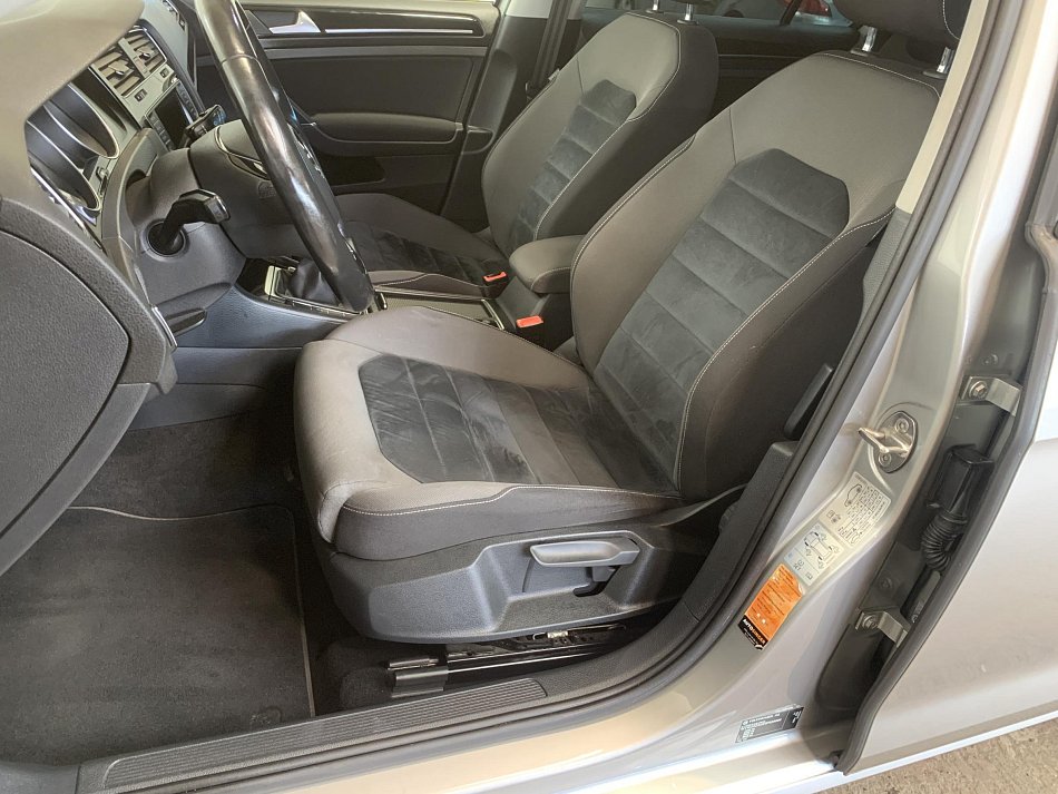 Volkswagen Golf 1.4 TSi Highline
