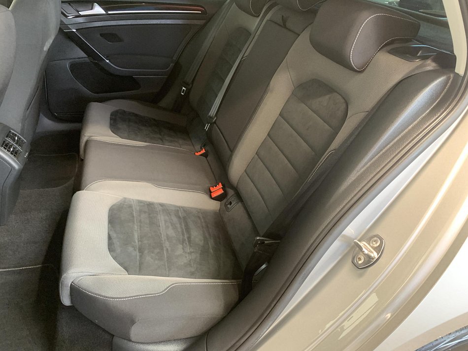 Volkswagen Golf 1.4 TSi Highline