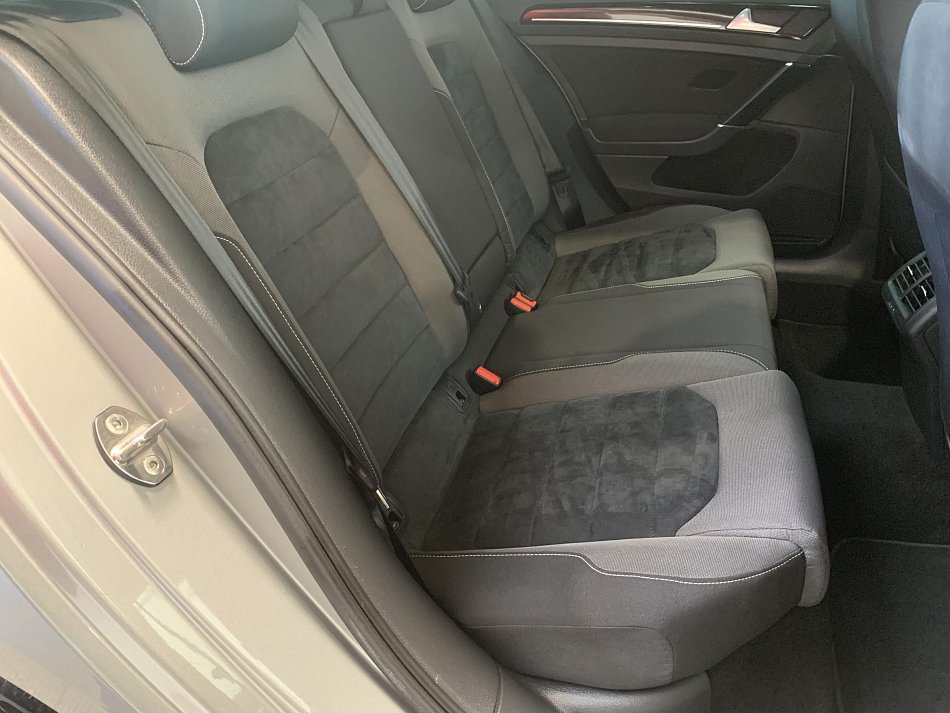 Volkswagen Golf 1.4 TSi Highline