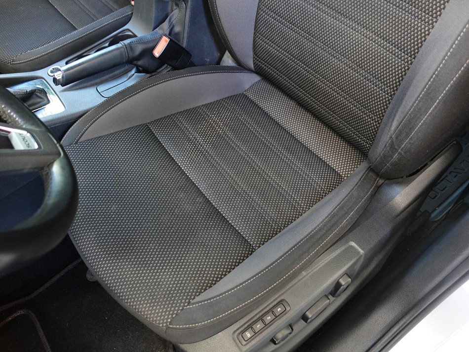 Škoda Octavia III 2.0TDi  4x4