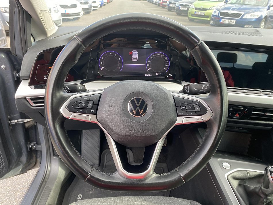 Volkswagen Golf 1.5 TSi 