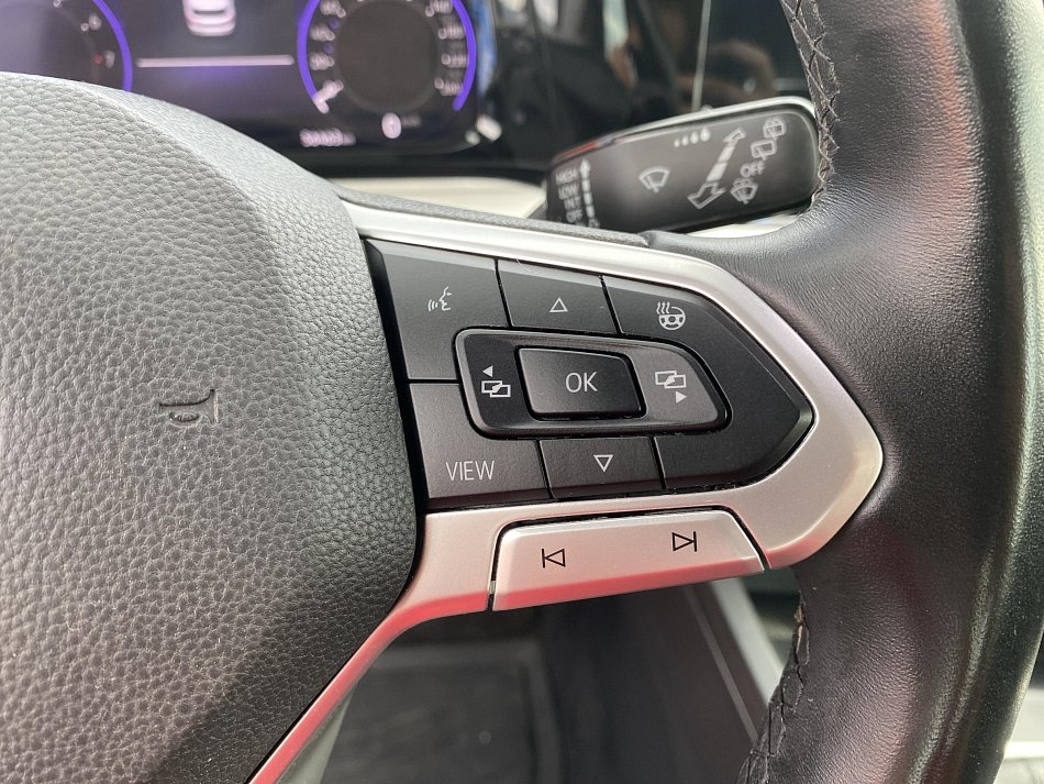 Volkswagen Golf 1.5 TSi 