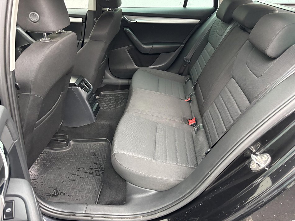 Škoda Octavia III 1.8 TSI 