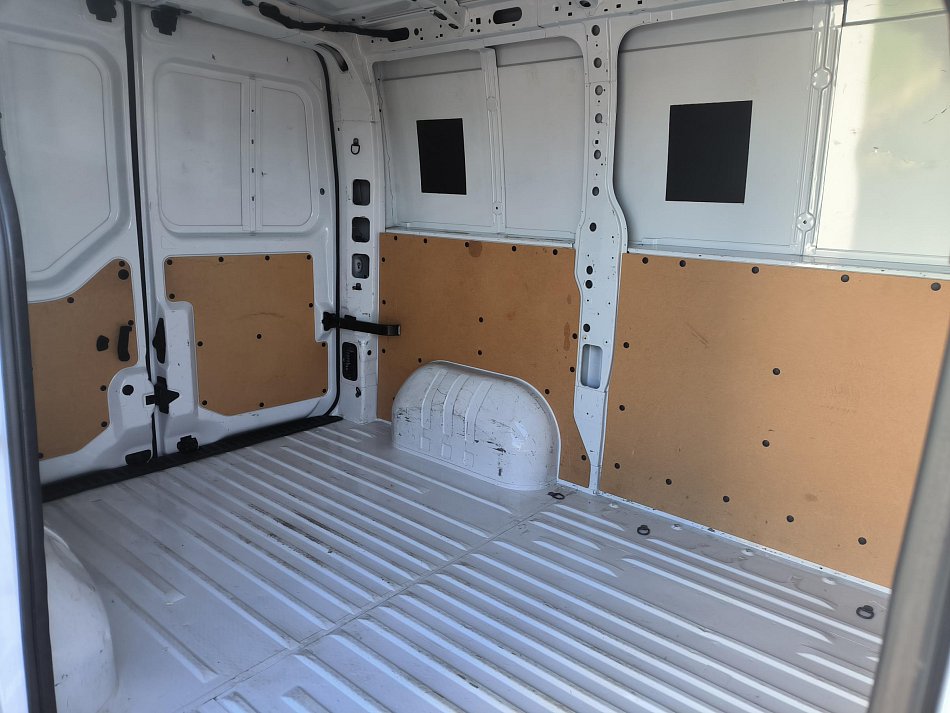 Nissan NV400 2.3dCi  L1H1