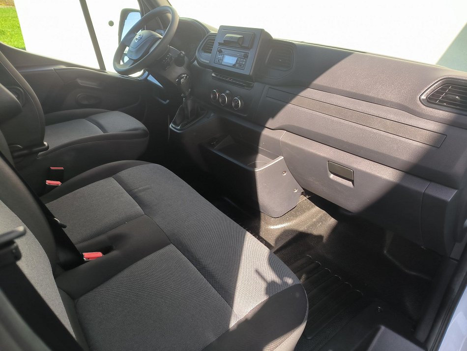 Nissan NV400 2.3dCi  L1H1