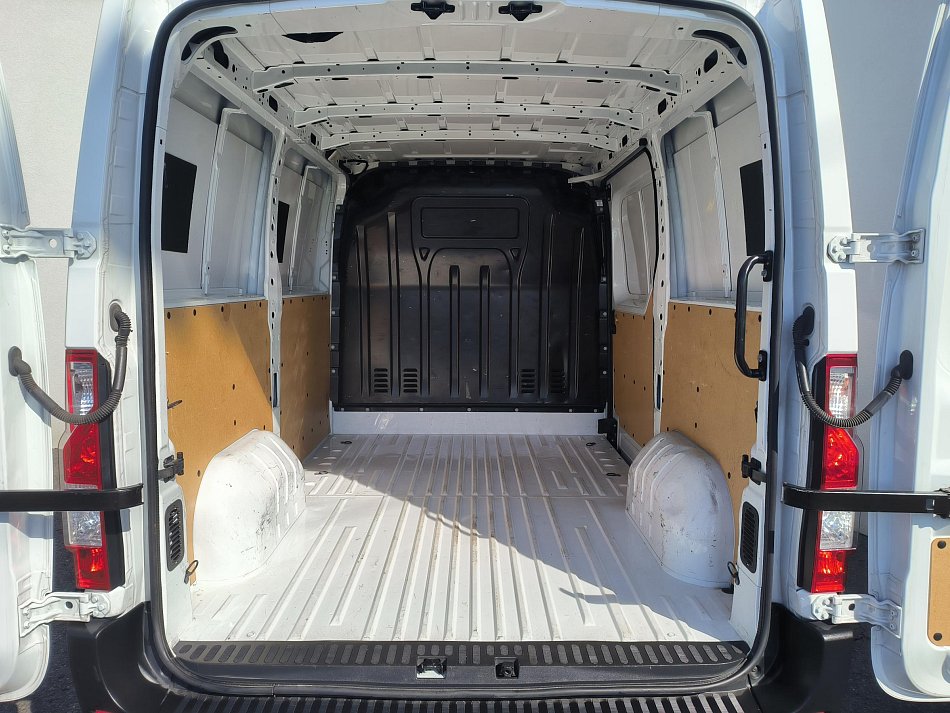 Nissan NV400 2.3dCi  L1H1