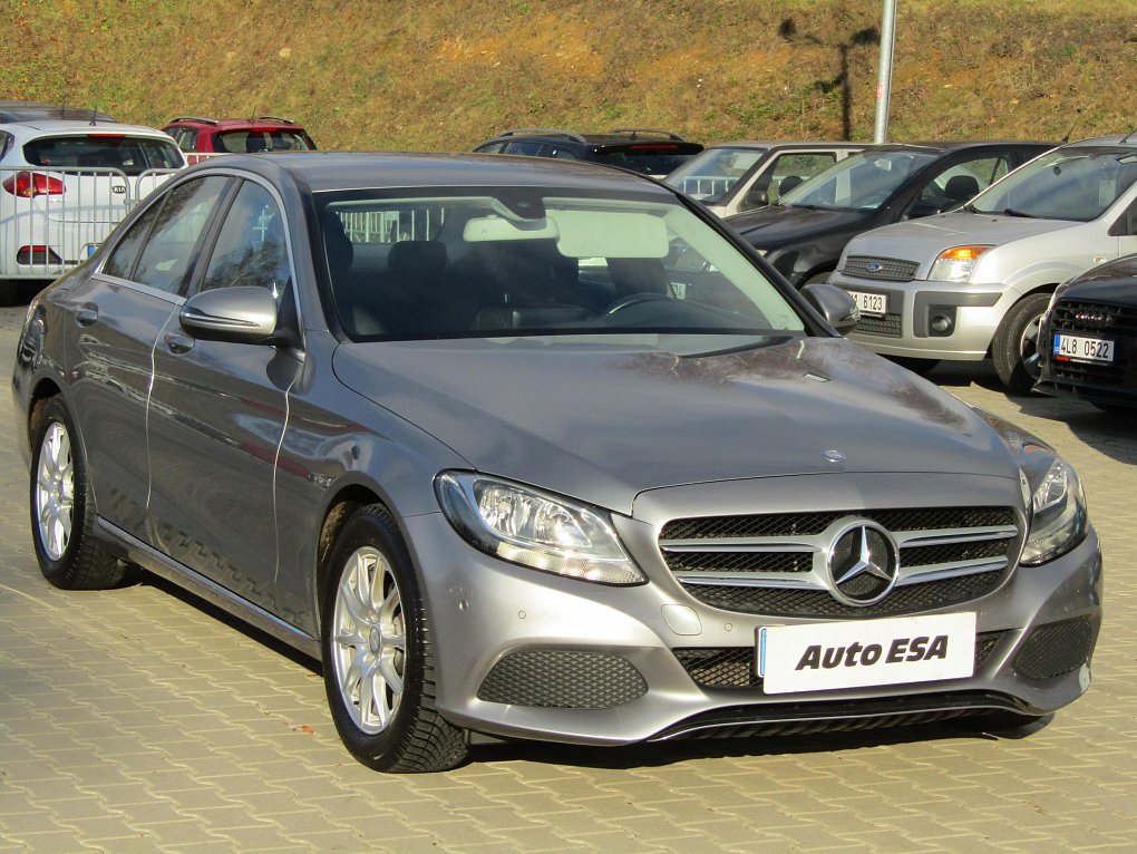 Mercedes-Benz Třída C 1.6  C180