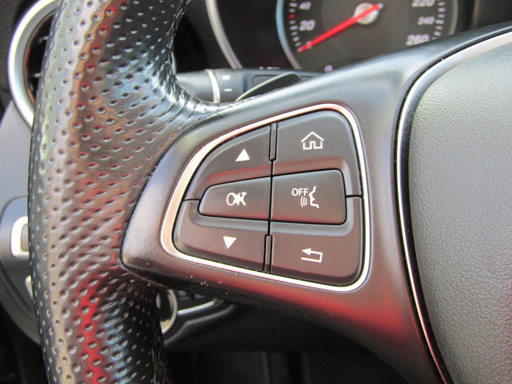 Mercedes-Benz Třída C 1.6  C180