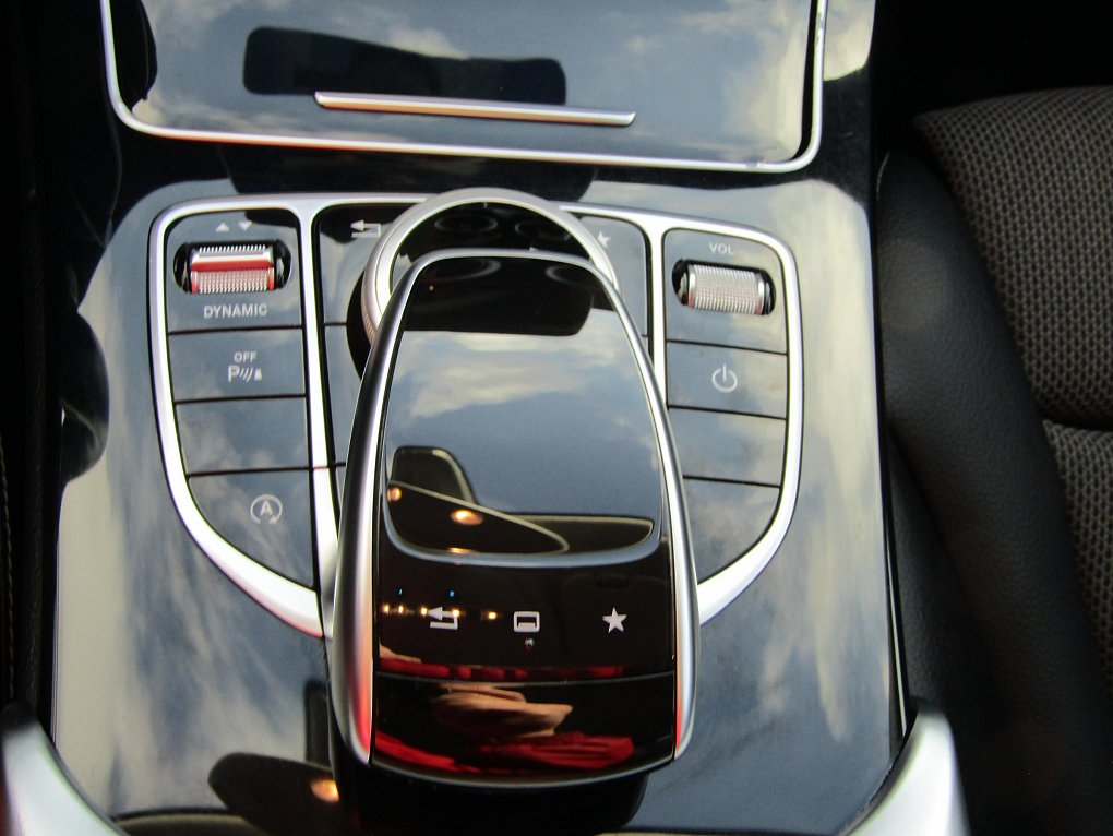 Mercedes-Benz Třída C 1.6  C180