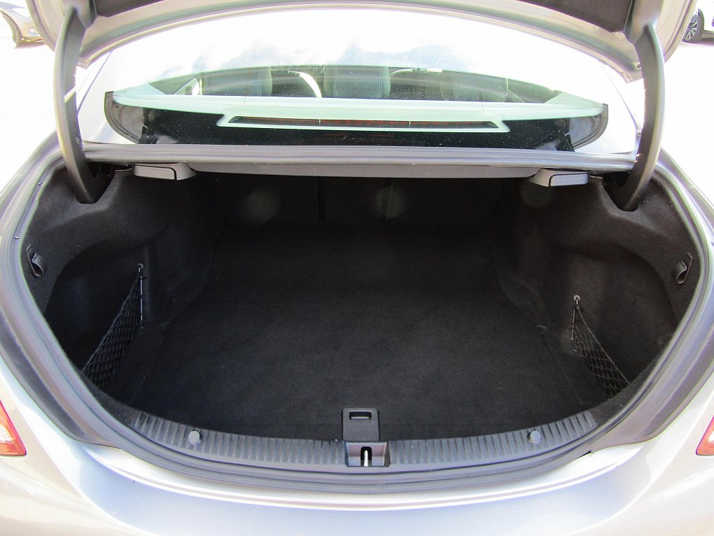 Mercedes-Benz Třída C 1.6  C180