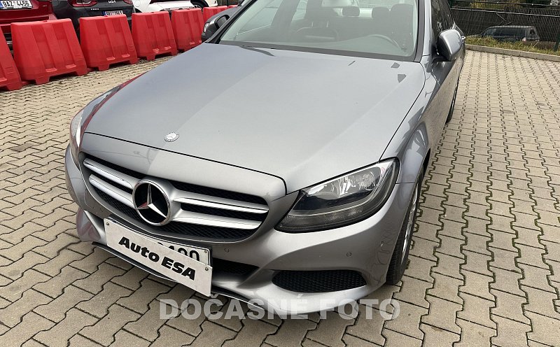 Mercedes-Benz Třída C C180 