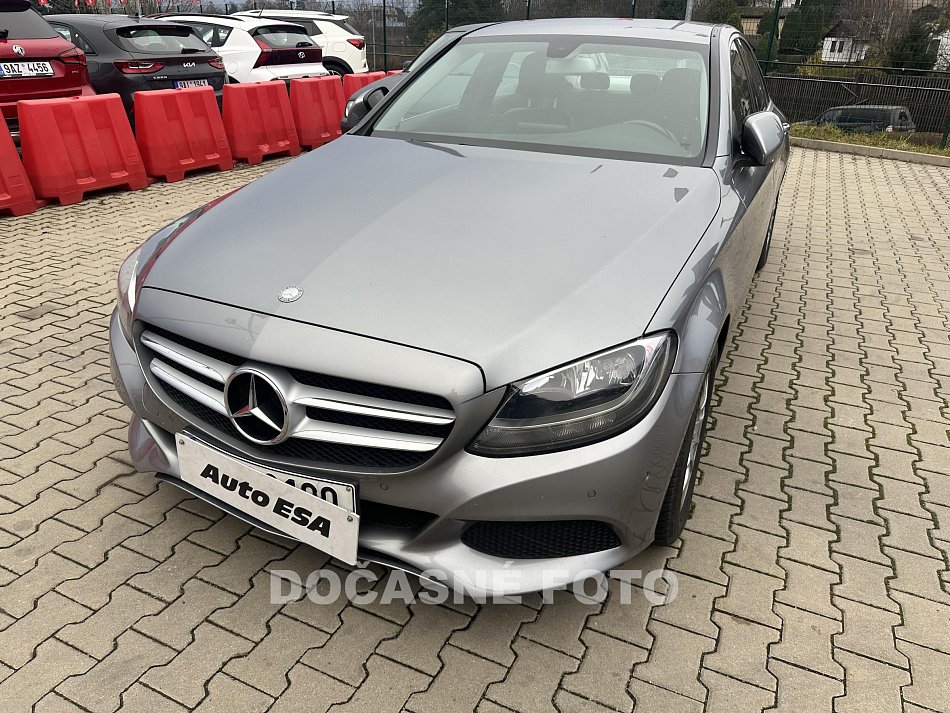 Mercedes-Benz Třída C C180 