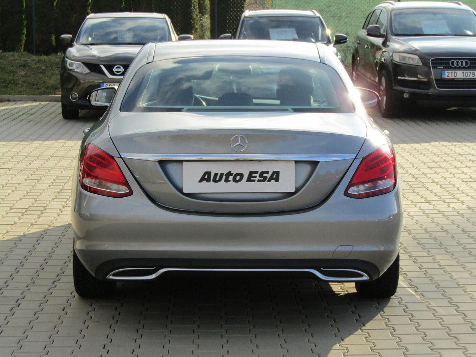 Mercedes-Benz Třída C 1.6  C180