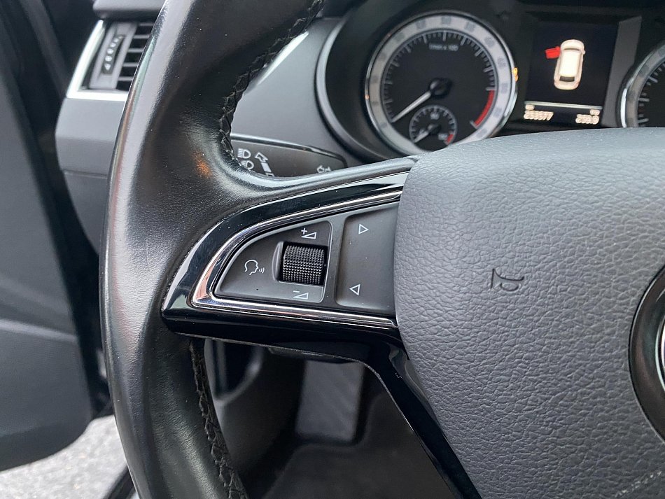 Škoda Octavia III 2.0 TDi  4x4