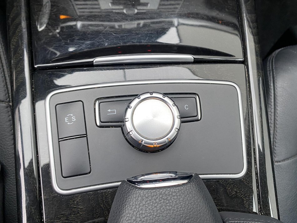 Mercedes-Benz Třída E 3.0 CDi Avantgarde E350