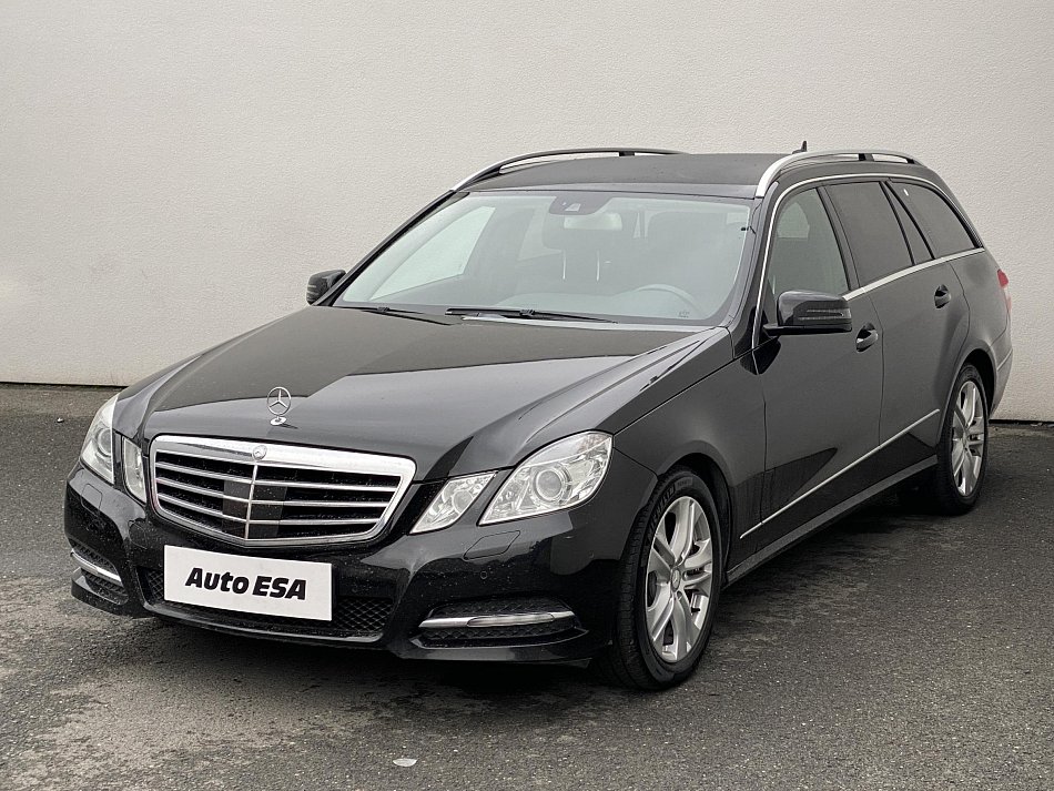 Mercedes-Benz Třída E 3.0 CDi Avantgarde E350