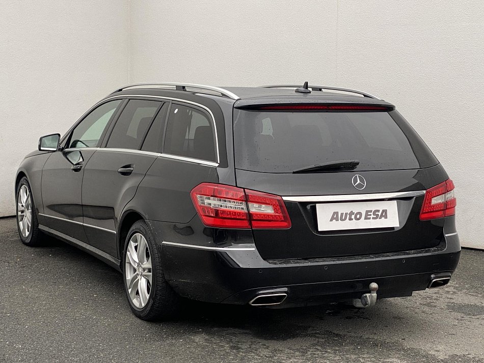 Mercedes-Benz Třída E 3.0 CDi Avantgarde E350