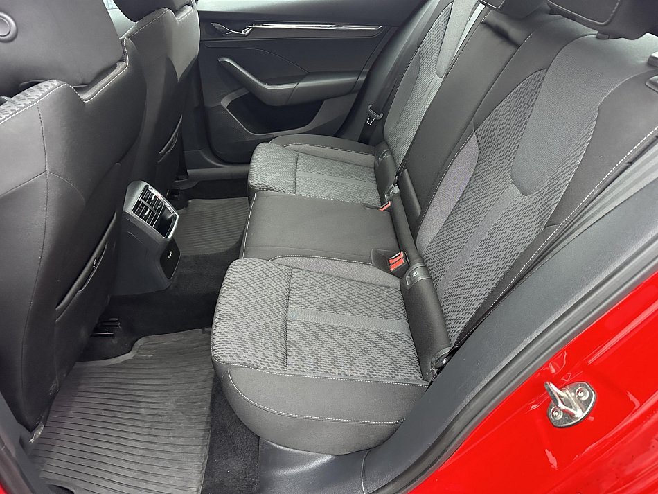 Škoda Octavia IV 2.0 TDI Style