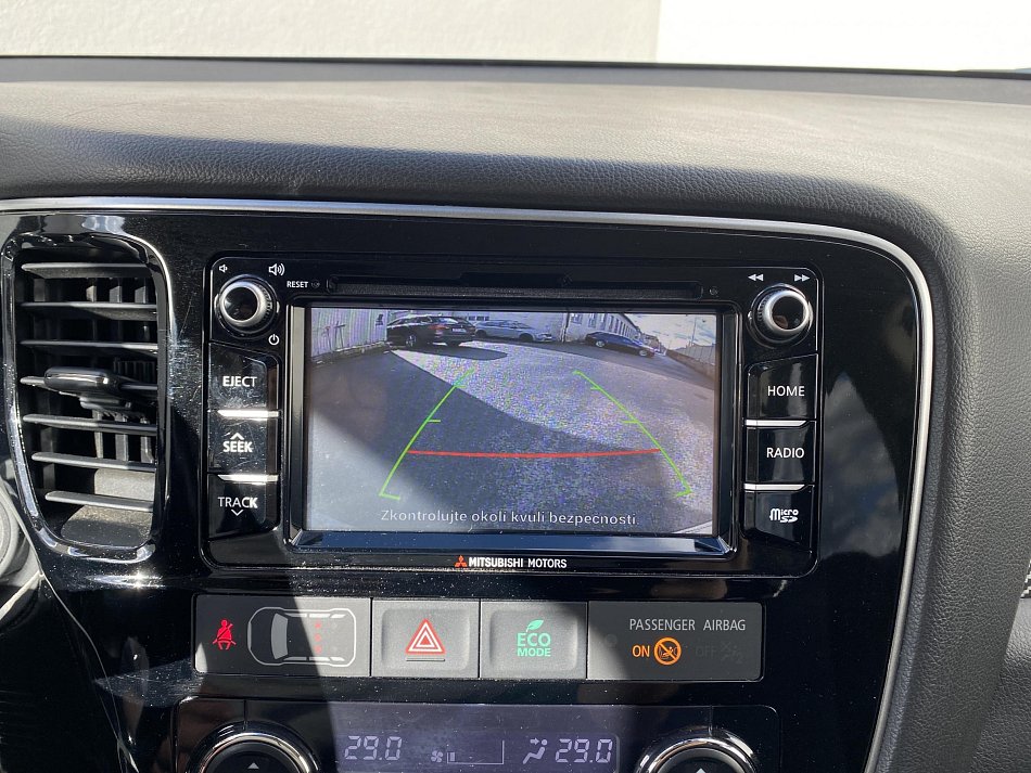 Mitsubishi Outlander 2.0 MIVEC 