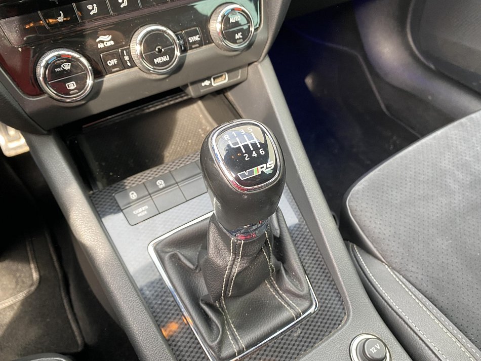 Škoda Octavia III 2.0 TSi RS