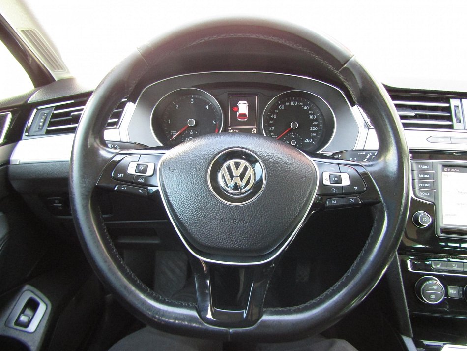 Volkswagen Passat 2.0 TDi Highline