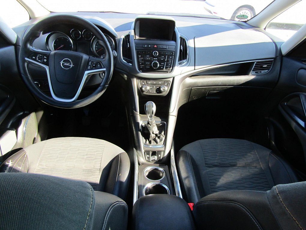 Opel Zafira 2.0CDTI 