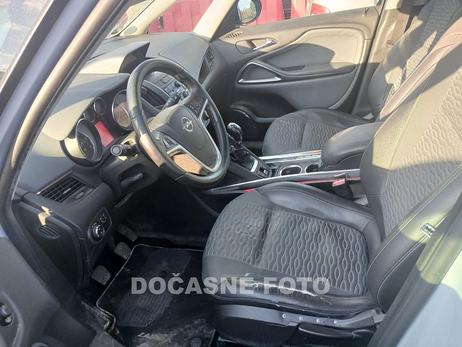 Opel Zafira 2.0 