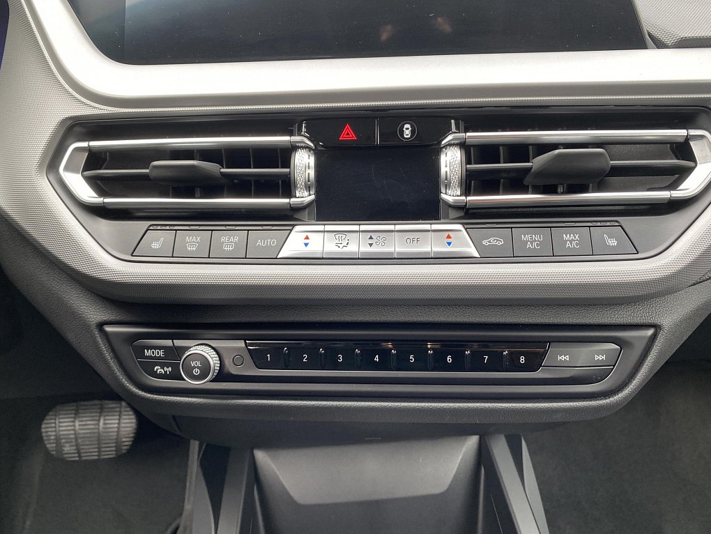 BMW Řada 1 1.5i  116i