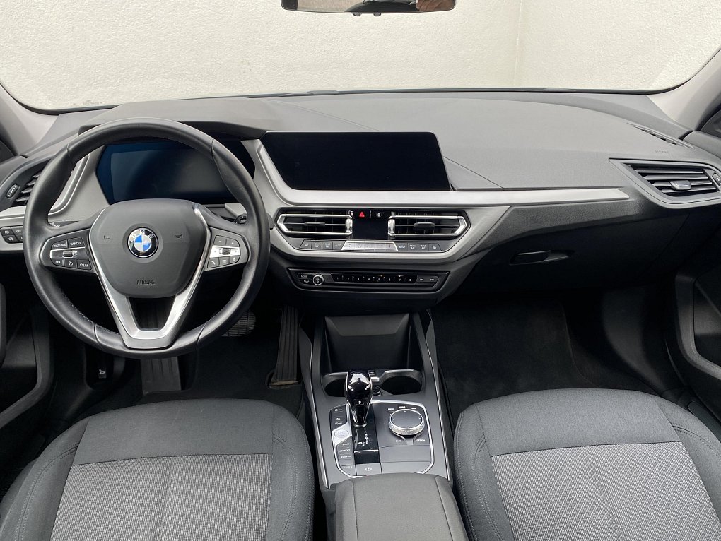 BMW Řada 1 1.5i  116i