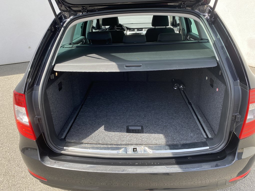 Škoda Superb II 2.0 TDi Exclusive