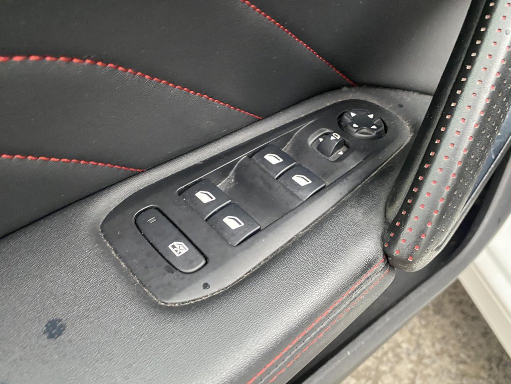 Peugeot 308 1.5HDi 