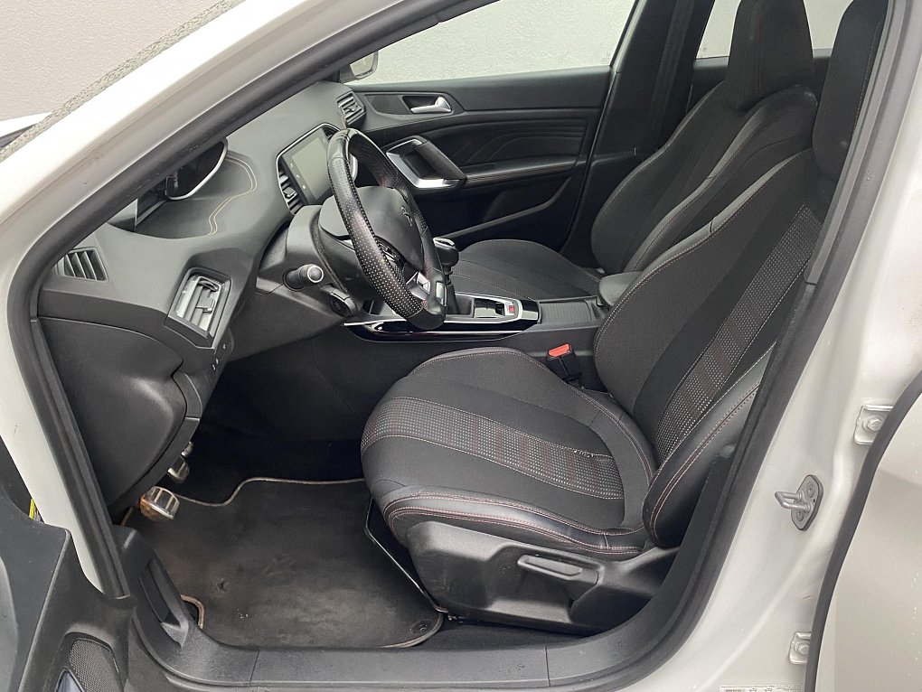 Peugeot 308 1.5HDi 