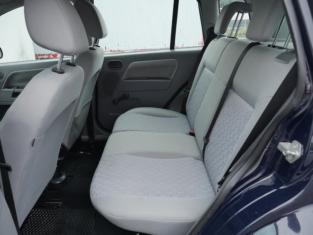 Ford Fusion 1.4i 