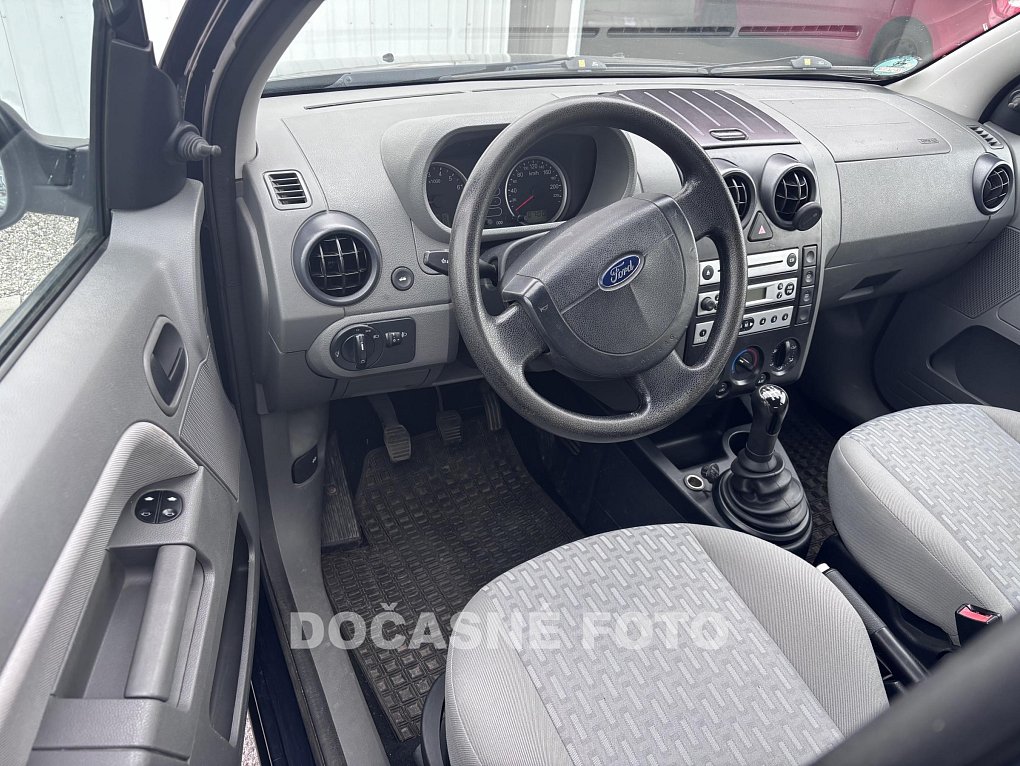 Ford Fusion 1.4i 