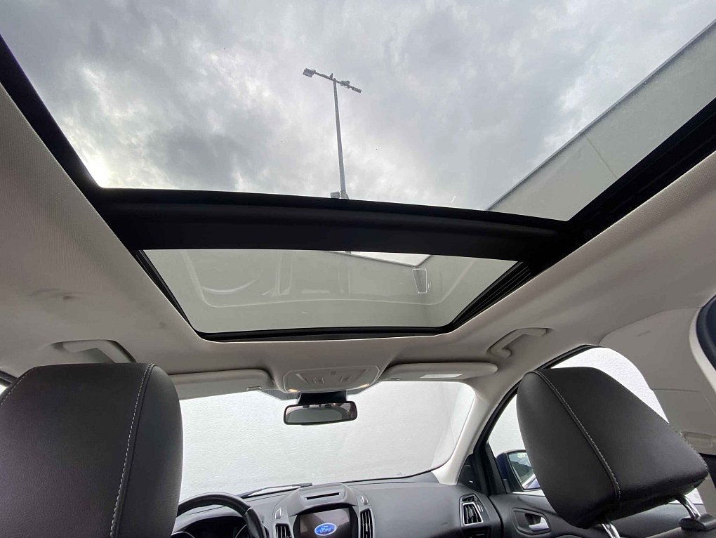 Ford Kuga 1.5 EB Titanium