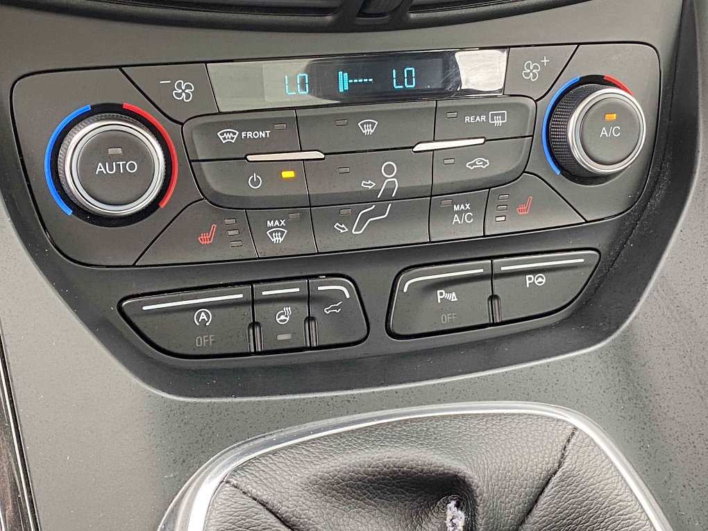 Ford Kuga 1.5 EB Titanium