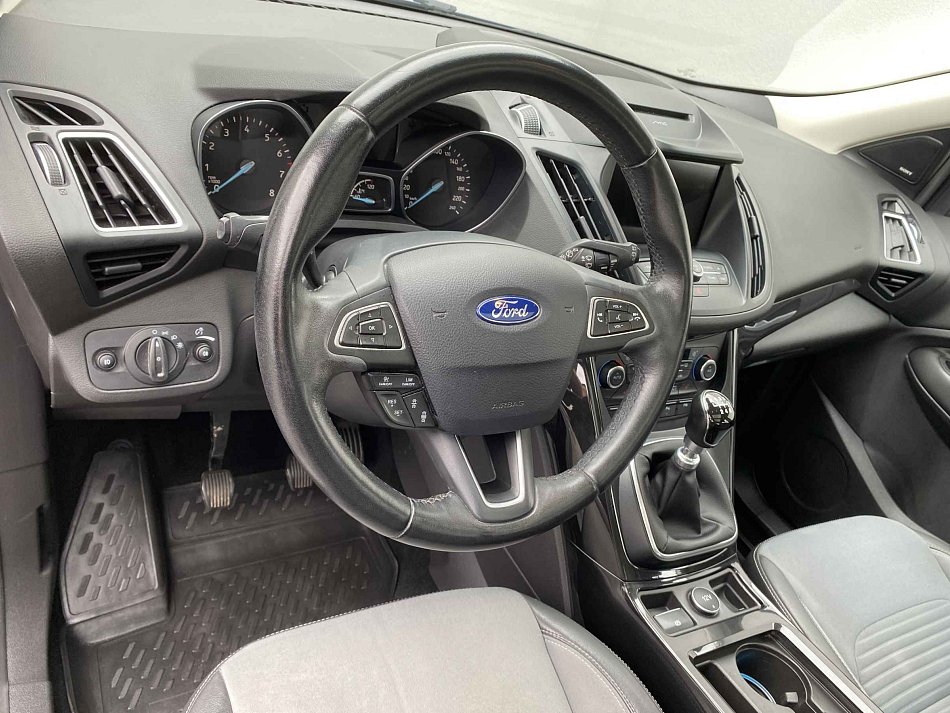 Ford Kuga 1.5 EB Titanium