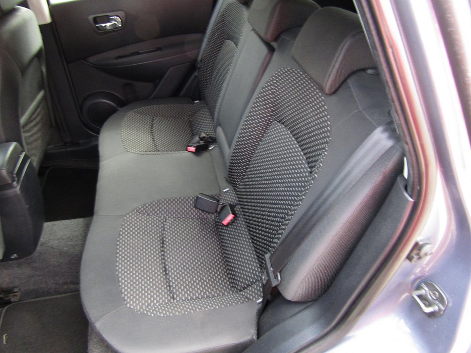 Nissan Qashqai 2.0 i 16V 