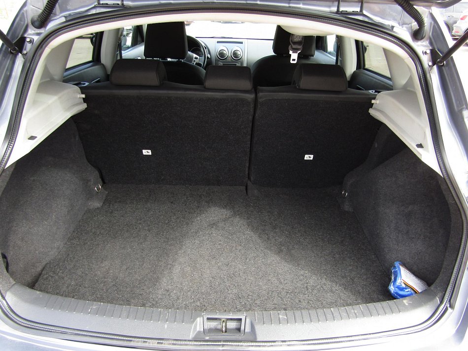 Nissan Qashqai 2.0 i 16V 