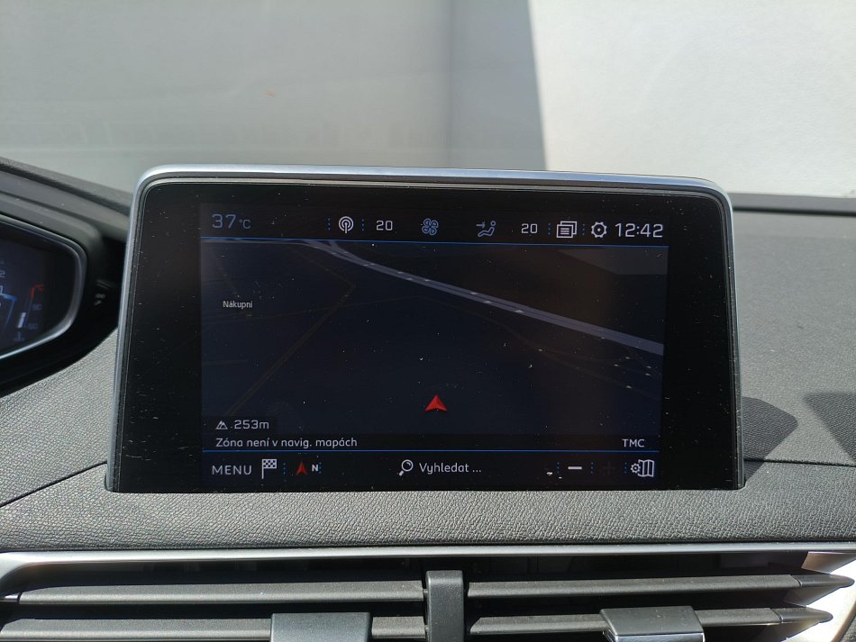 Peugeot 3008 1.2 PT Allure