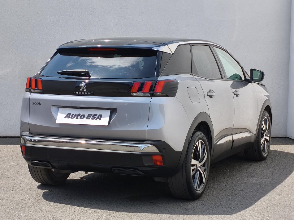 Peugeot 3008 1.2 PT Allure