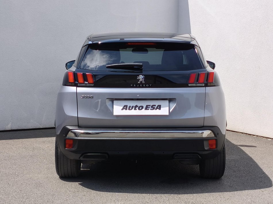 Peugeot 3008 1.2 PT Allure