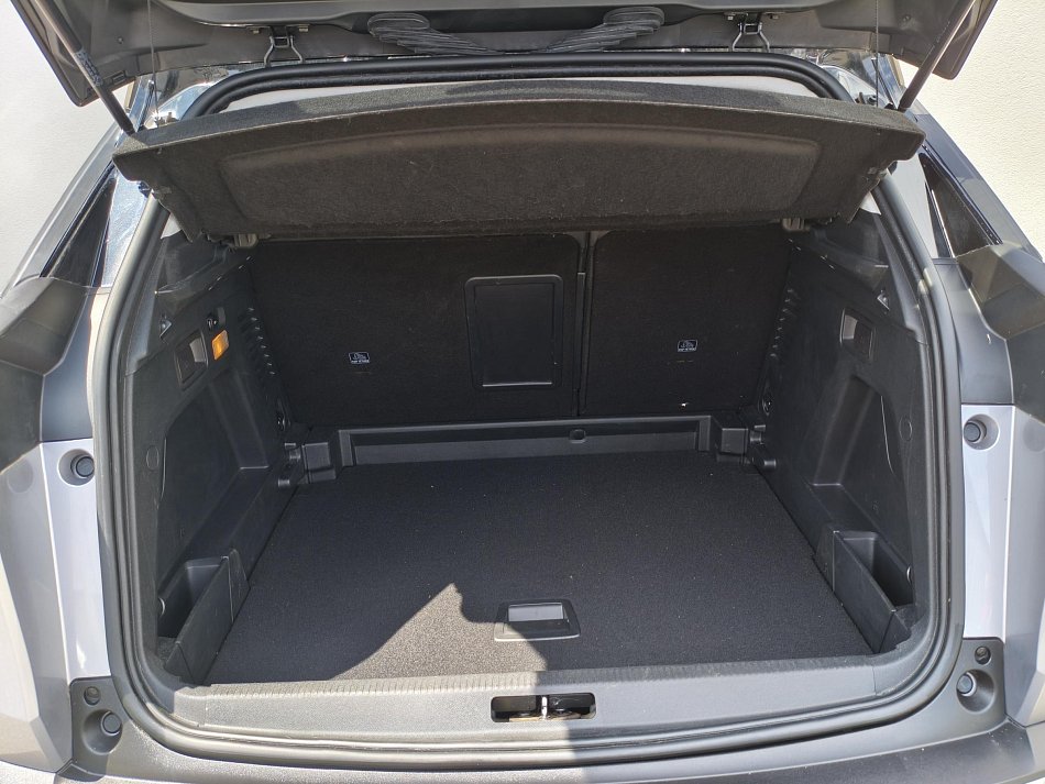 Peugeot 3008 1.2 PT Allure