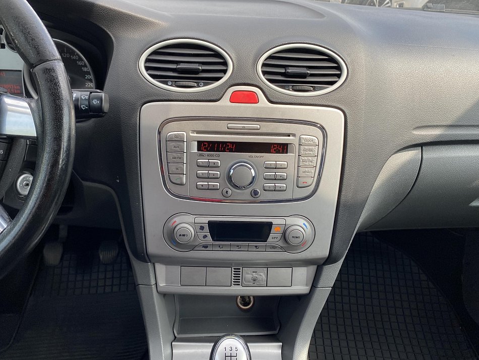 Ford Focus 1.6 i 