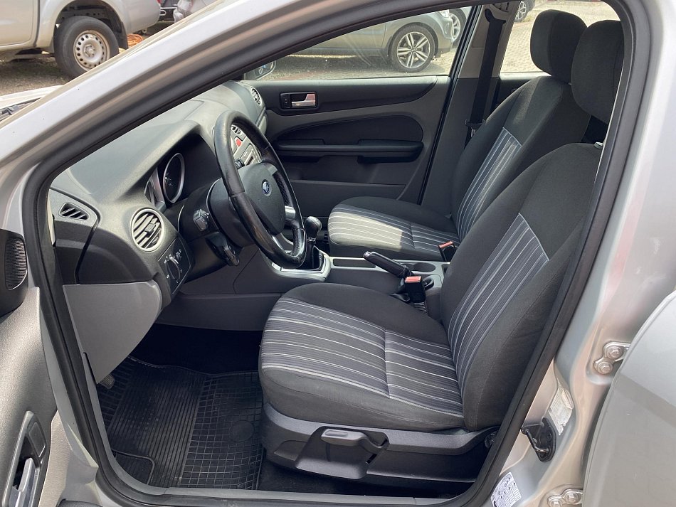 Ford Focus 1.6 i 