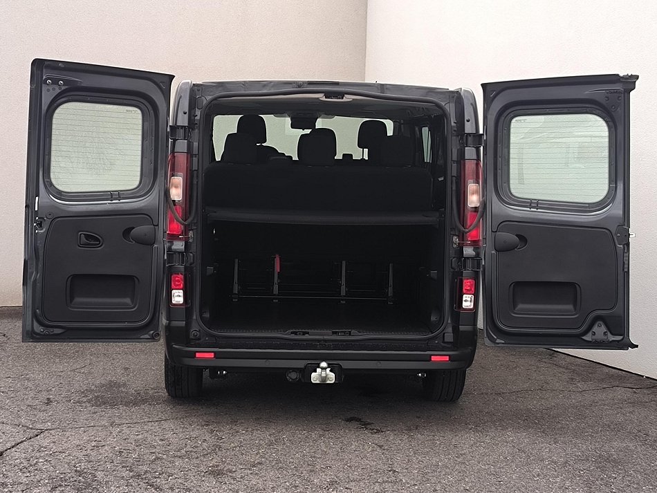 Renault Trafic 2.0dCi  L2 9míst